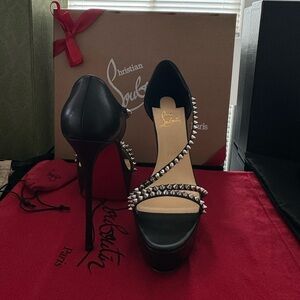 Christian Louboutin So Spike Alta 150